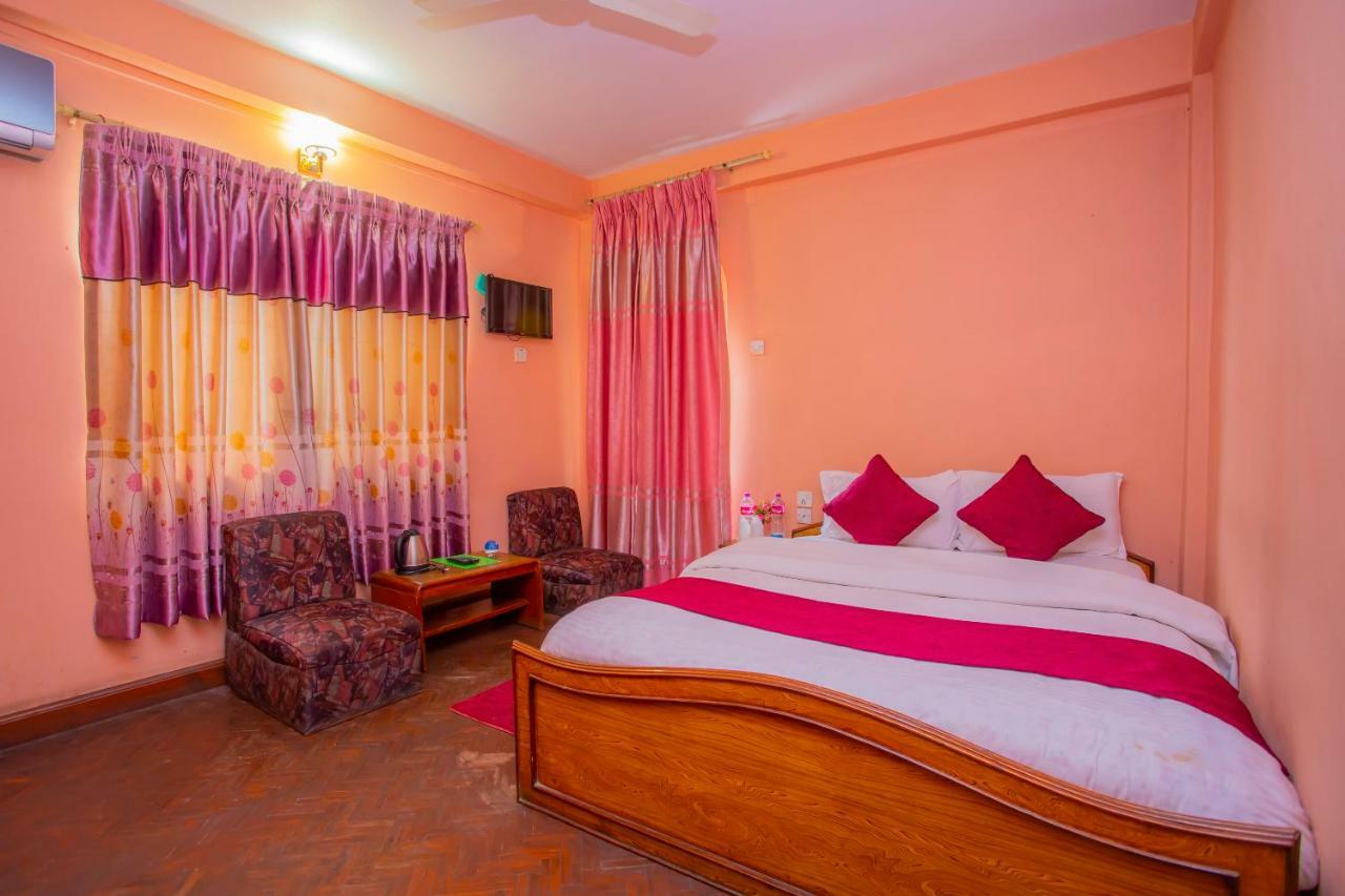 สปอต ออน 445 นิว โฮเต็ล เนเจอร์แลนด์ Hotel โพคารา ภายนอก รูปภาพ